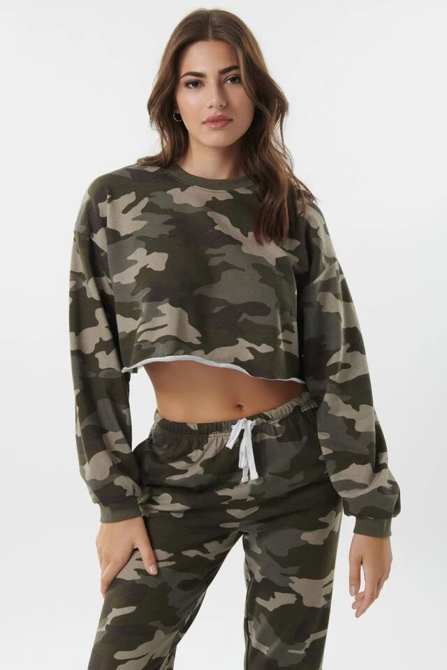 Cropped Camo Sweatshirt manufactured to order by Foriver Garment