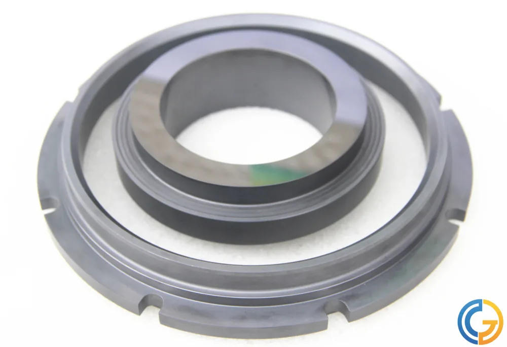 Silicon carbide stationary seal ring with drive slots