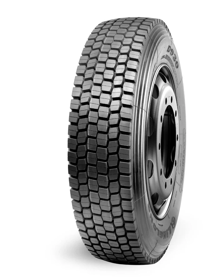 D930 radial drive-axle truck tyre with typical block tread pattern and standard sidewall markings
