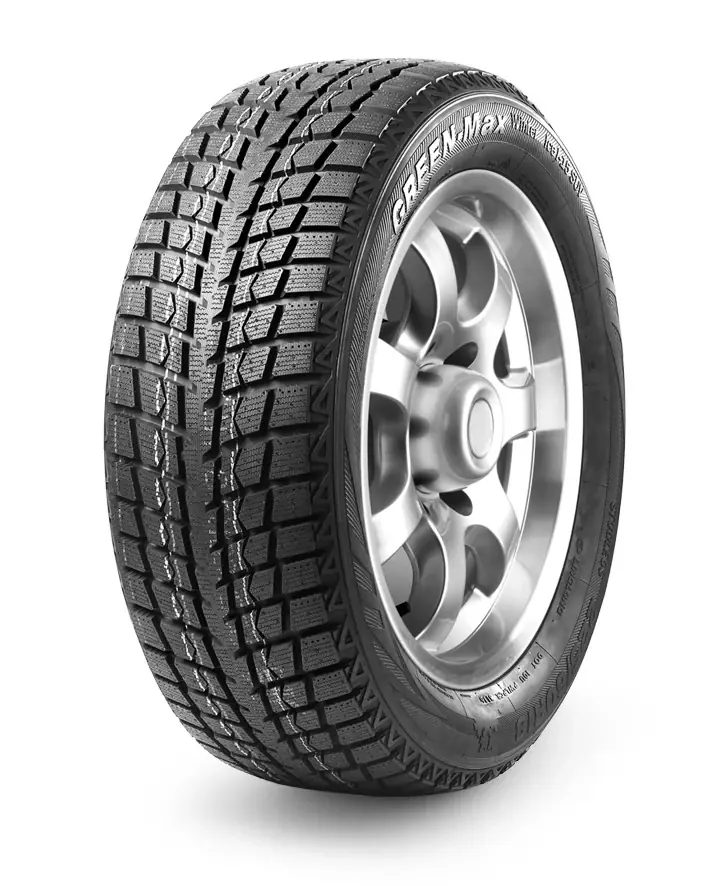 GREEN-Max Winter Ice I-15 SUV tyre with directional groove pattern and 3D sipes on a white background