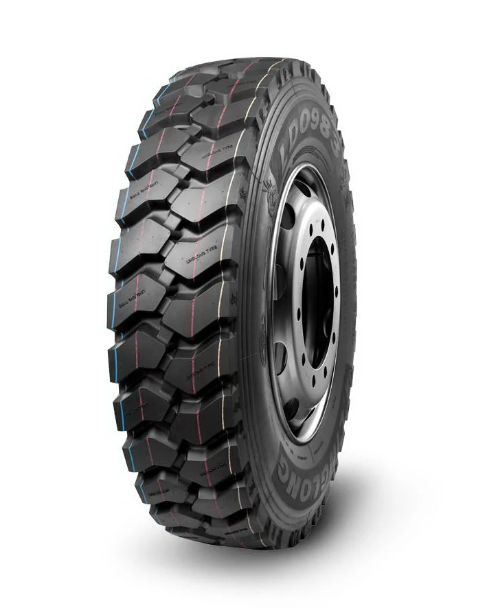 LDO983 radial off-road drive truck tyre with block tread pattern and deep tread depth