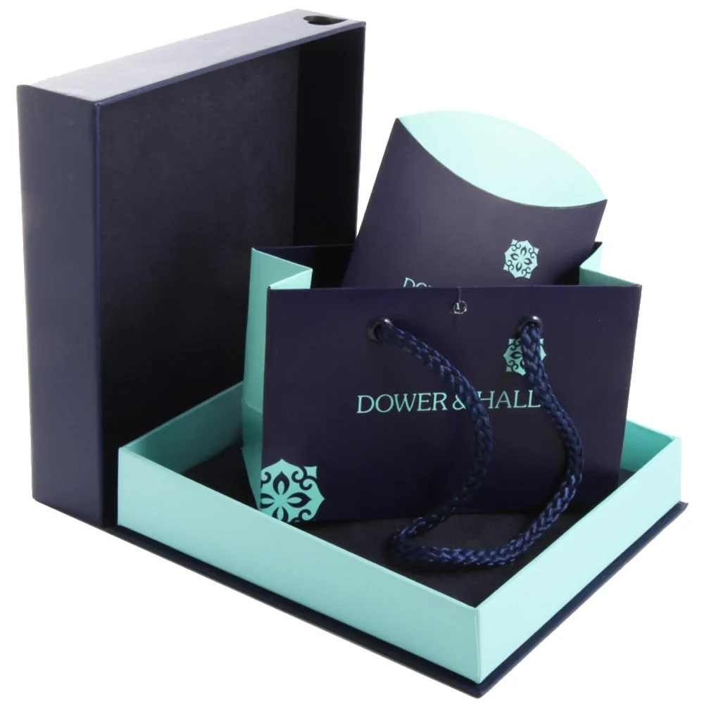 Two piece jewellery presentation box with lined base