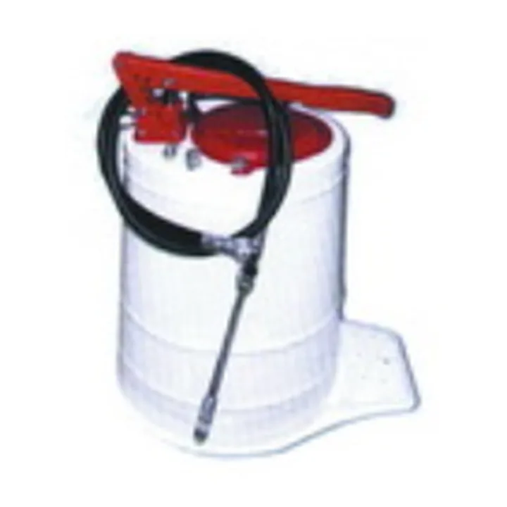 Oil Volume Bucket Pumps Hand Operated supplied by GY Marine for marine store group 61 Hand Tools