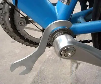 BICYCLE BIKE LOCK RING BOTTOM BRACKET REPAIR TOOL + PEDAL SPANNER WRENCH view 3