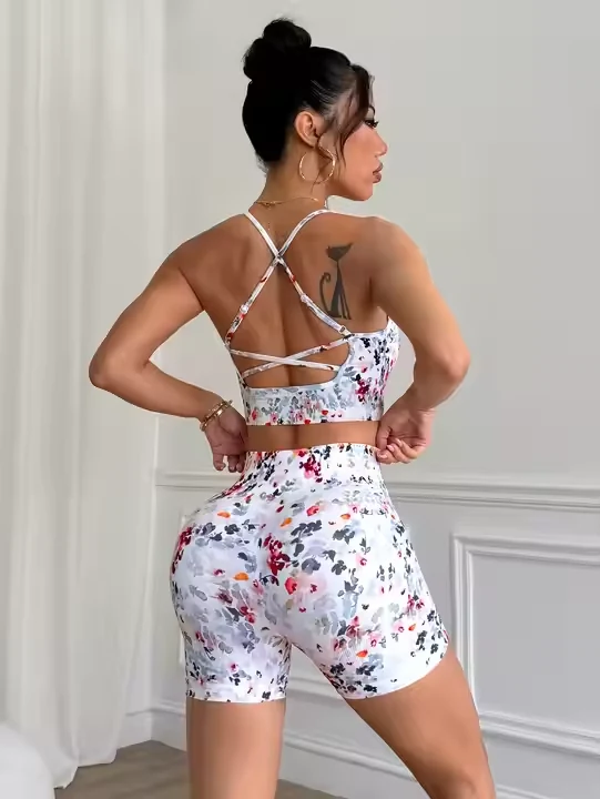 Women's Lightweight Seamless Yoga Outfit Set