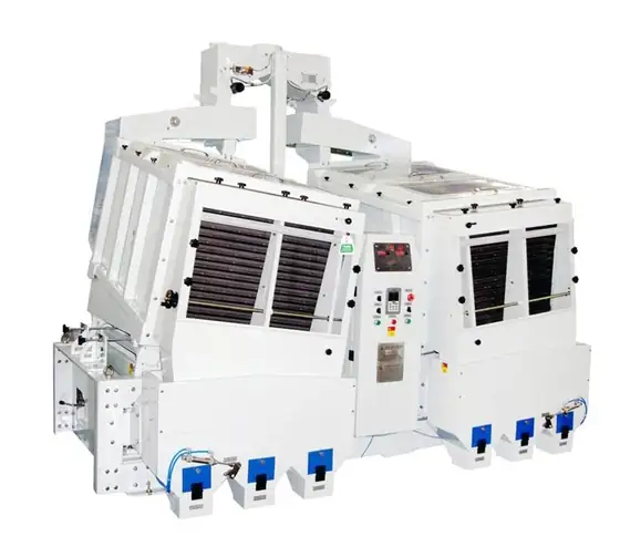 Separator tray assembly showing the stepped separating surface
