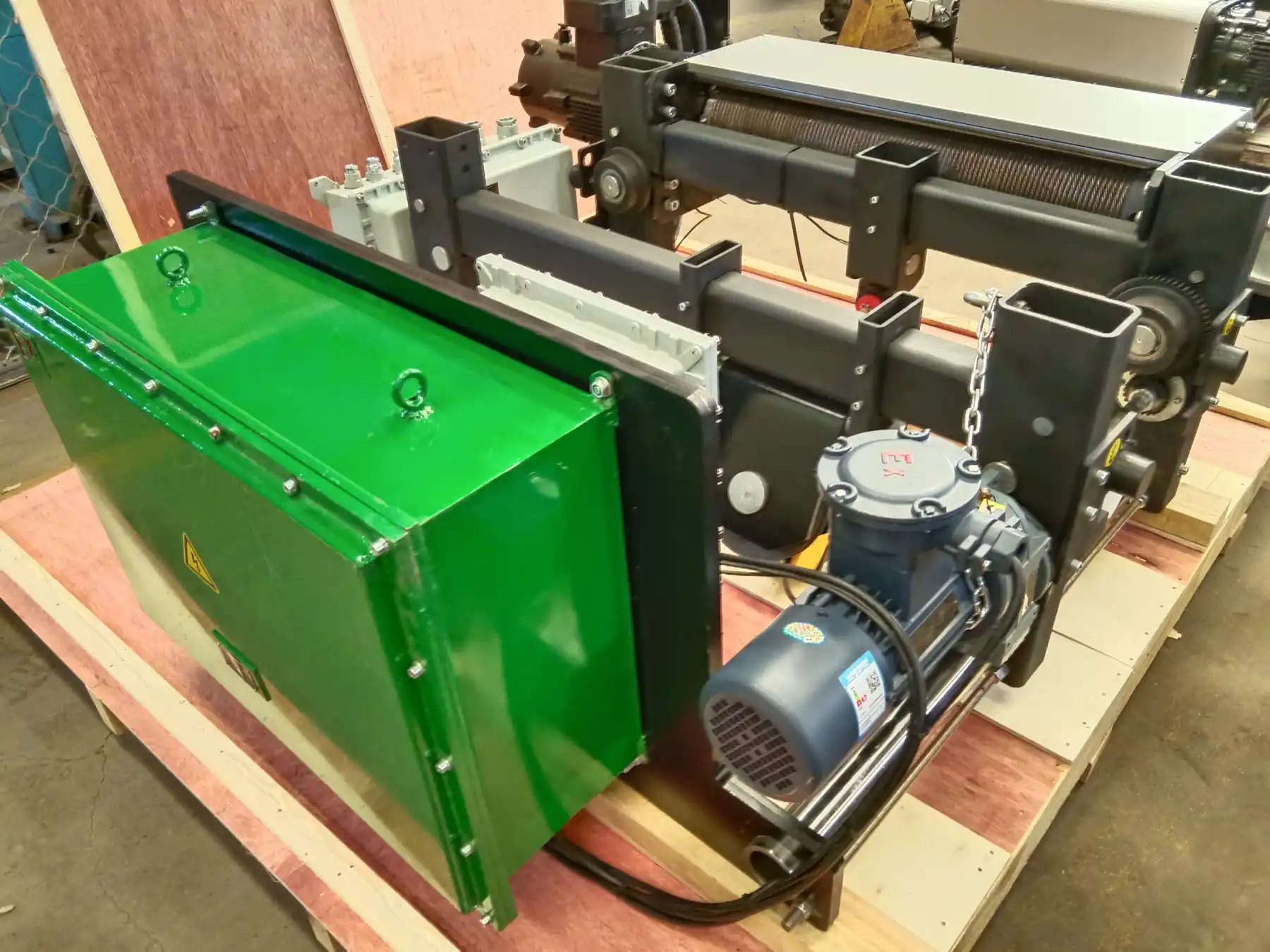 Explosion-proof-rope-hoist manufactured by Sinomac Industrial