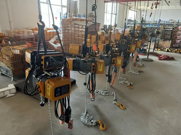 Electric-chain-hoist detail 3 from Sinomac Industrial