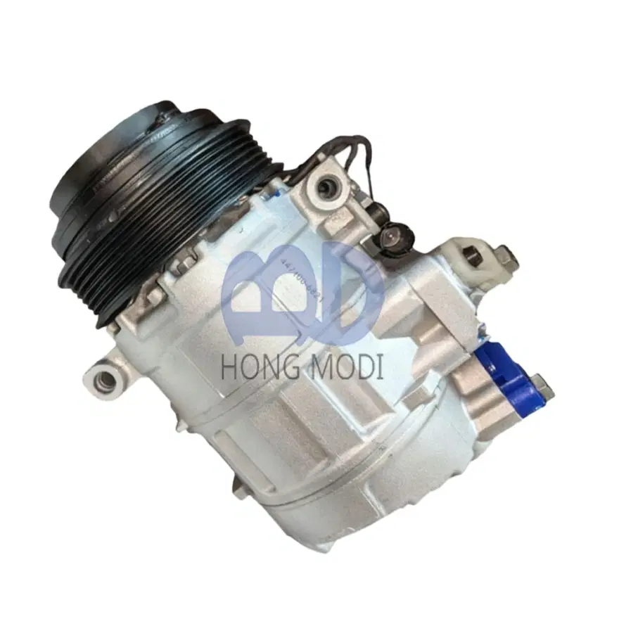 Mercedes-Benz Sprinter 909 (2013-2020 models), Mercedes-Benz Sprinter 906 (2006-2018 model photograph 2