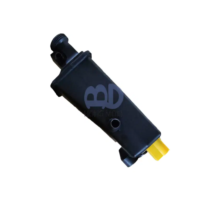 1711 7573 781 Car Parts Coolant Expansion Tank 17117573781 for BMW E46 X3 Z4 E83 E53 X5