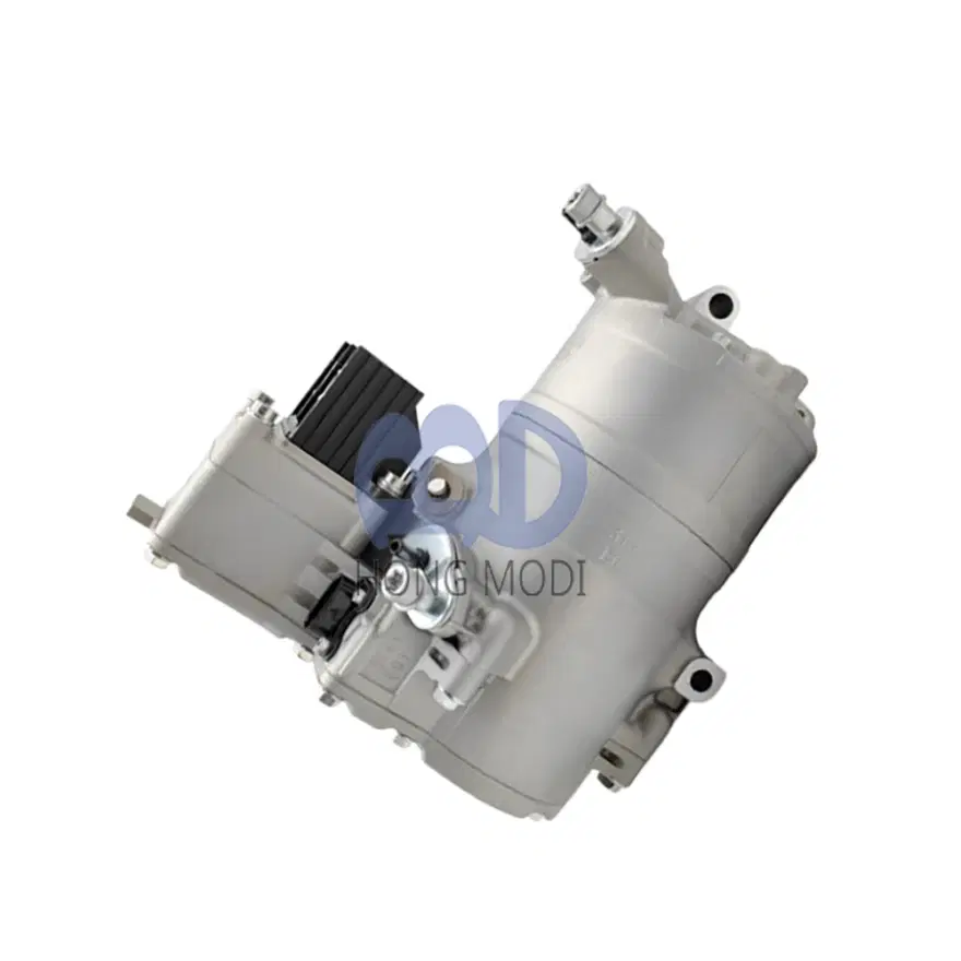 Mercedes-Benz 2.2 BlueTec diesel engine air compressor OM651.911 651.911 A000830260 photograph 2