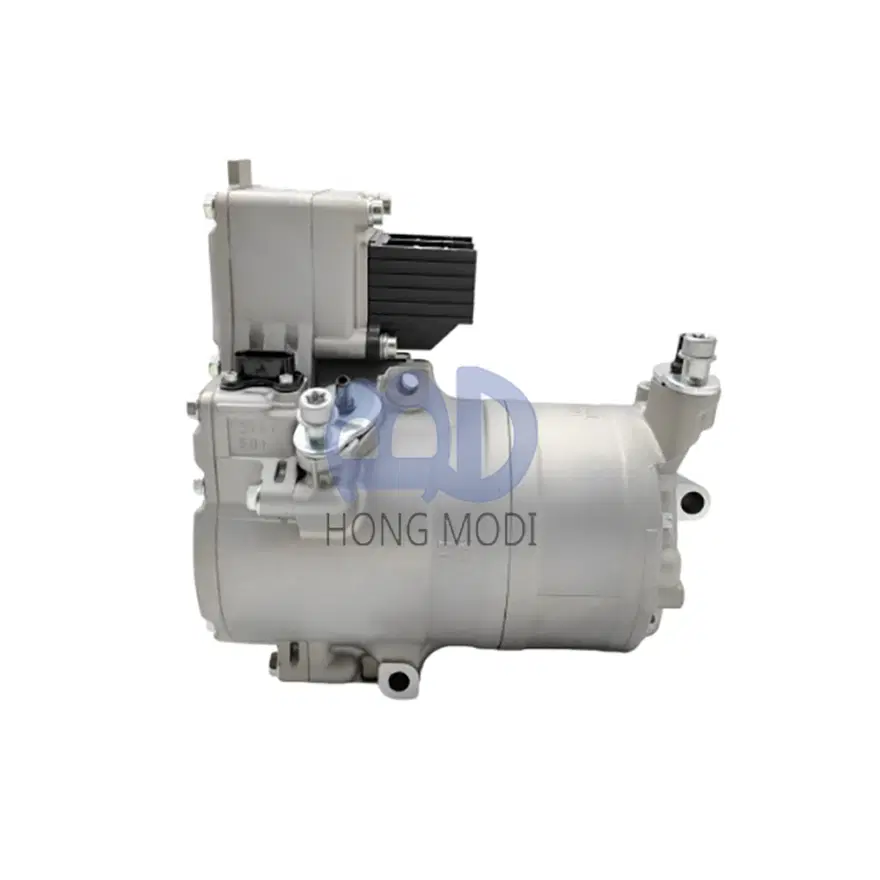 Mercedes-Benz 2.2 BlueTec diesel engine air compressor OM651.911 651.911 A000830 — view 3