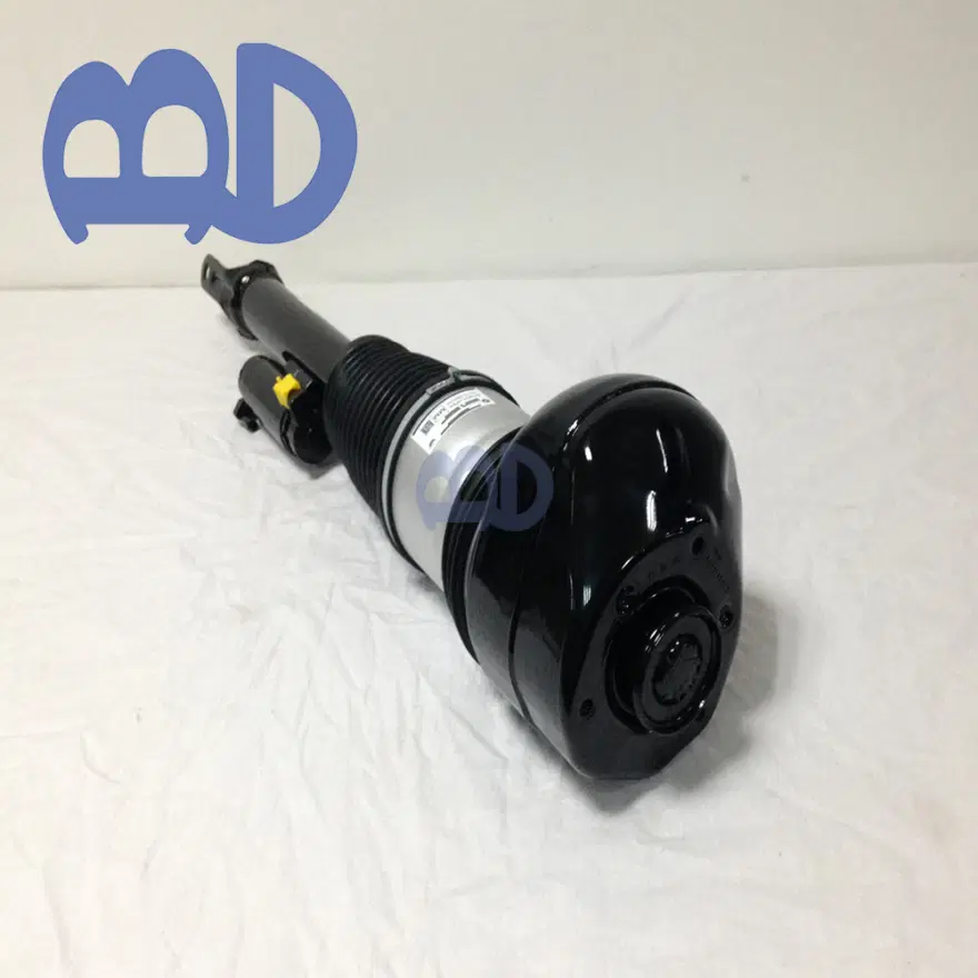 BMW G11 / G12 left front air suspension shock absorber 37106877553 — view 2