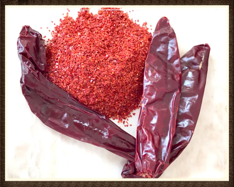 Premium Sweet Paprika Crushed, view 3