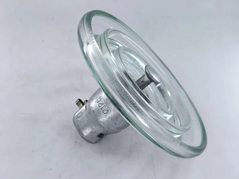 Standard type toughened glass suspension insulator with ribbed underside