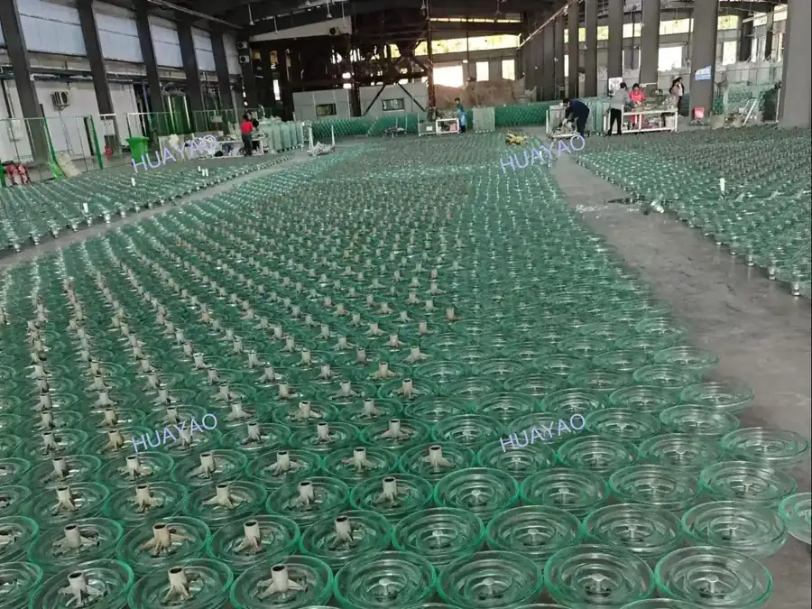 Double-shed Disk Suspension Toughened Glass Insulator UG70B146/450D/16R view 4