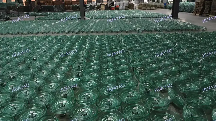 U100BP 100kN Anti-Pollution Fog Type Toughened Glass Suspension Insulator