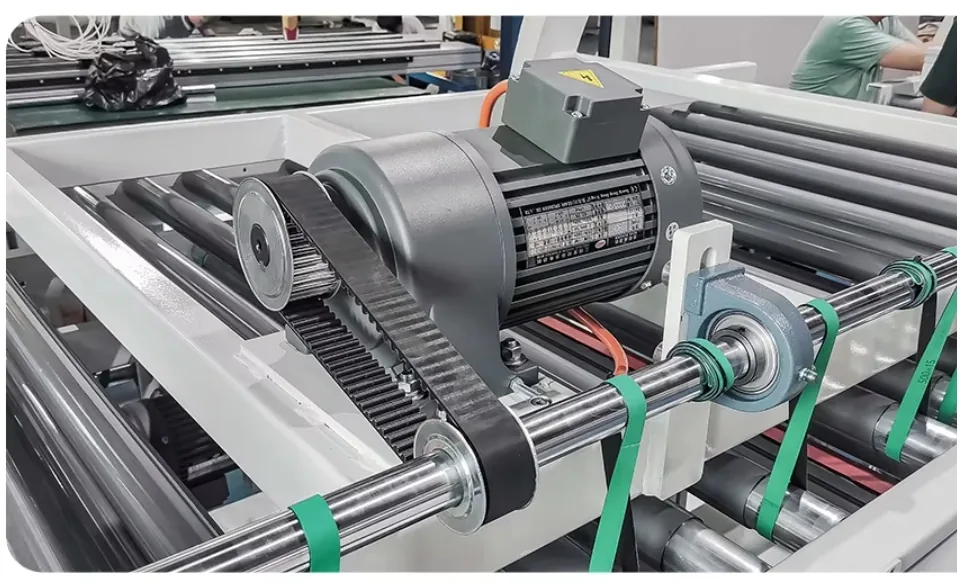 Woodworking Panel Bundle Plate Plywood Panel Turnover machine Flipping, control panel and operator side