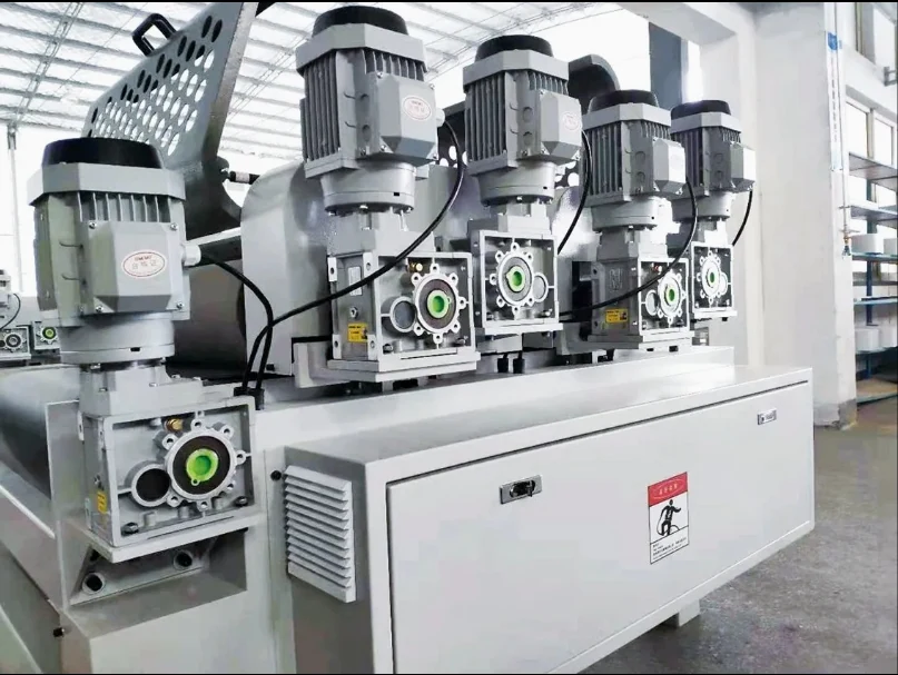 Roller Coater Machine For Uv Line Automatic Flat Line, working rollers and drive detail