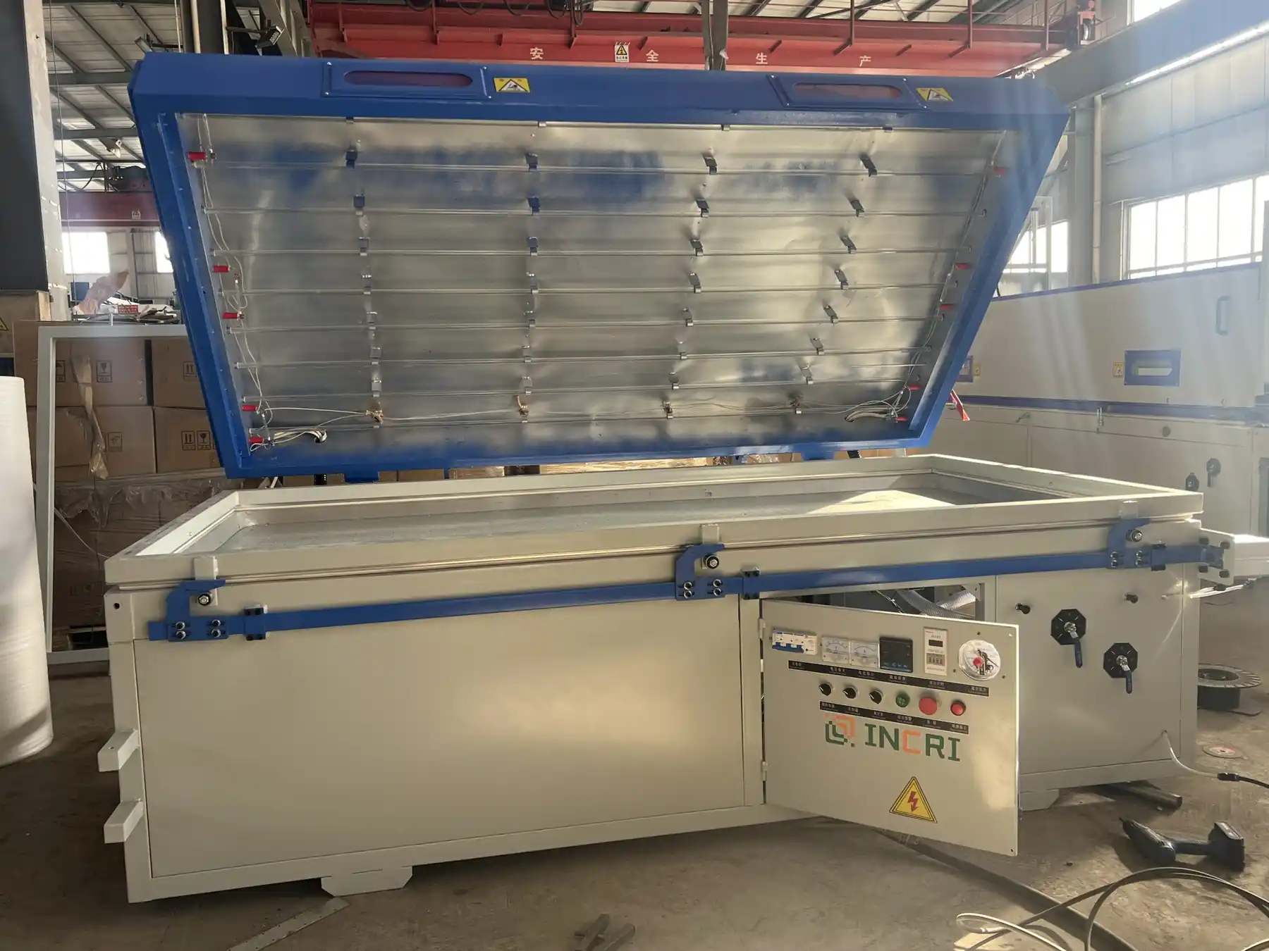 Vacuum Membrane Press Machine for PVC Film Cabinet Door, control panel and operator side
