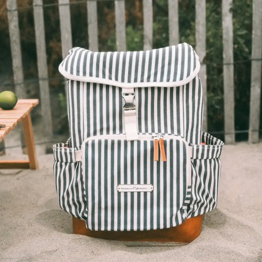 25L Large Capacity Multi-Functional Luxury Camping Cooler Backpack Bag detail view 1