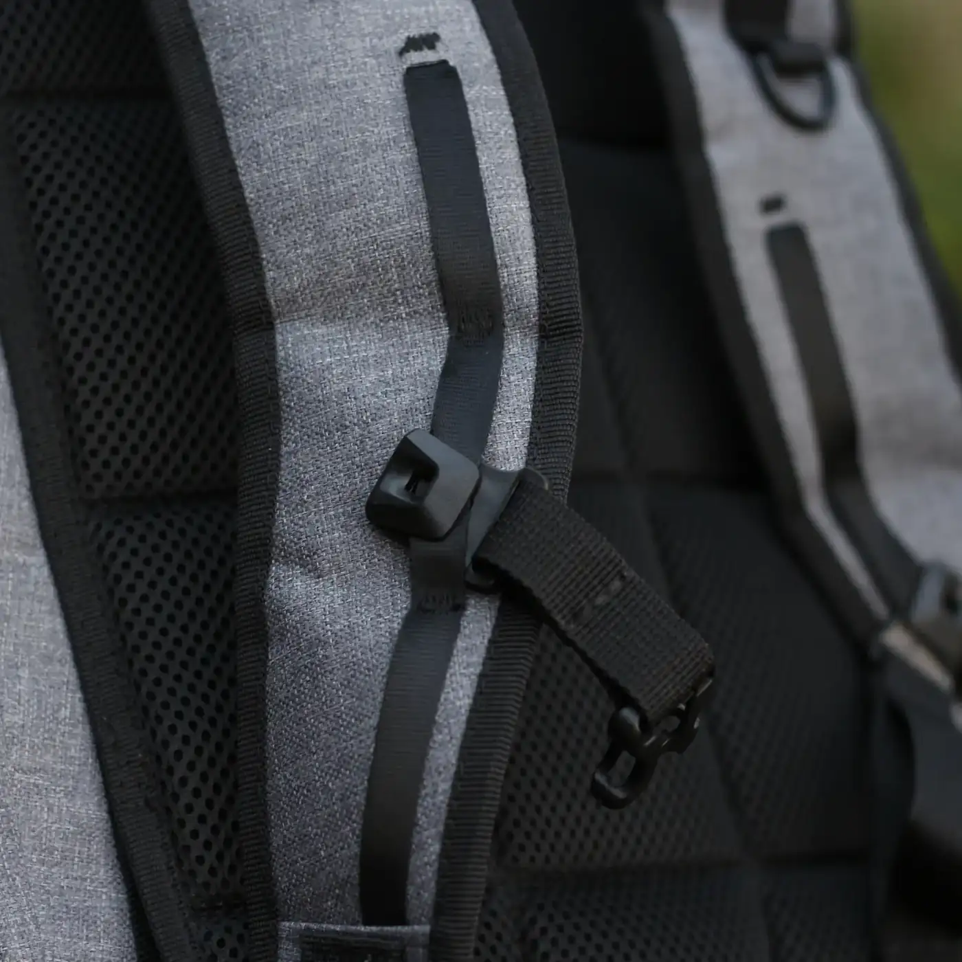 30L Outdoor Waterproof Motorcycle Helmet Backpack Dry Bag detail view 4