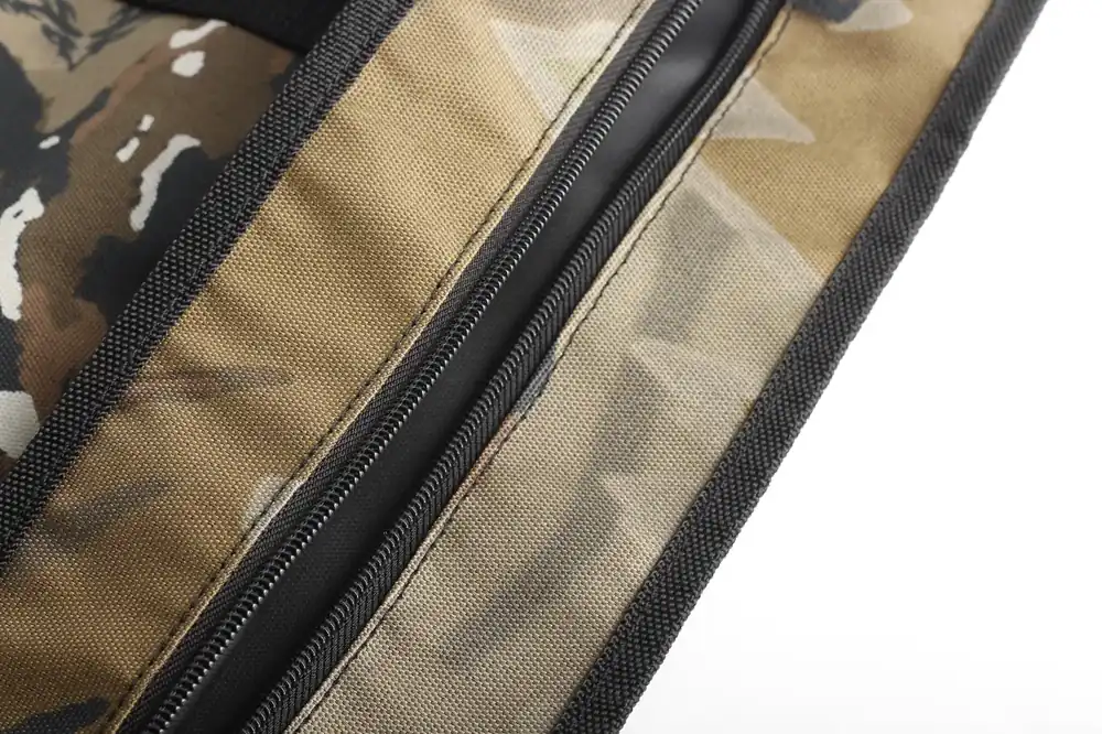 Camouflage Hunting & Beach Tote Bag – Water-Resistant Large Capacity Outdoor Gear Bag (Customizable) detail view 4