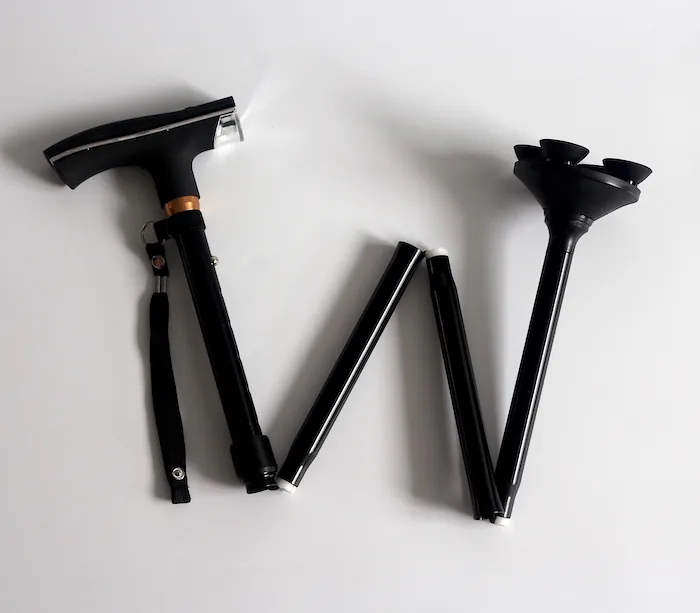 LED Triple Head Pivot Base Foldable Crutch MW1057 detail view 2
