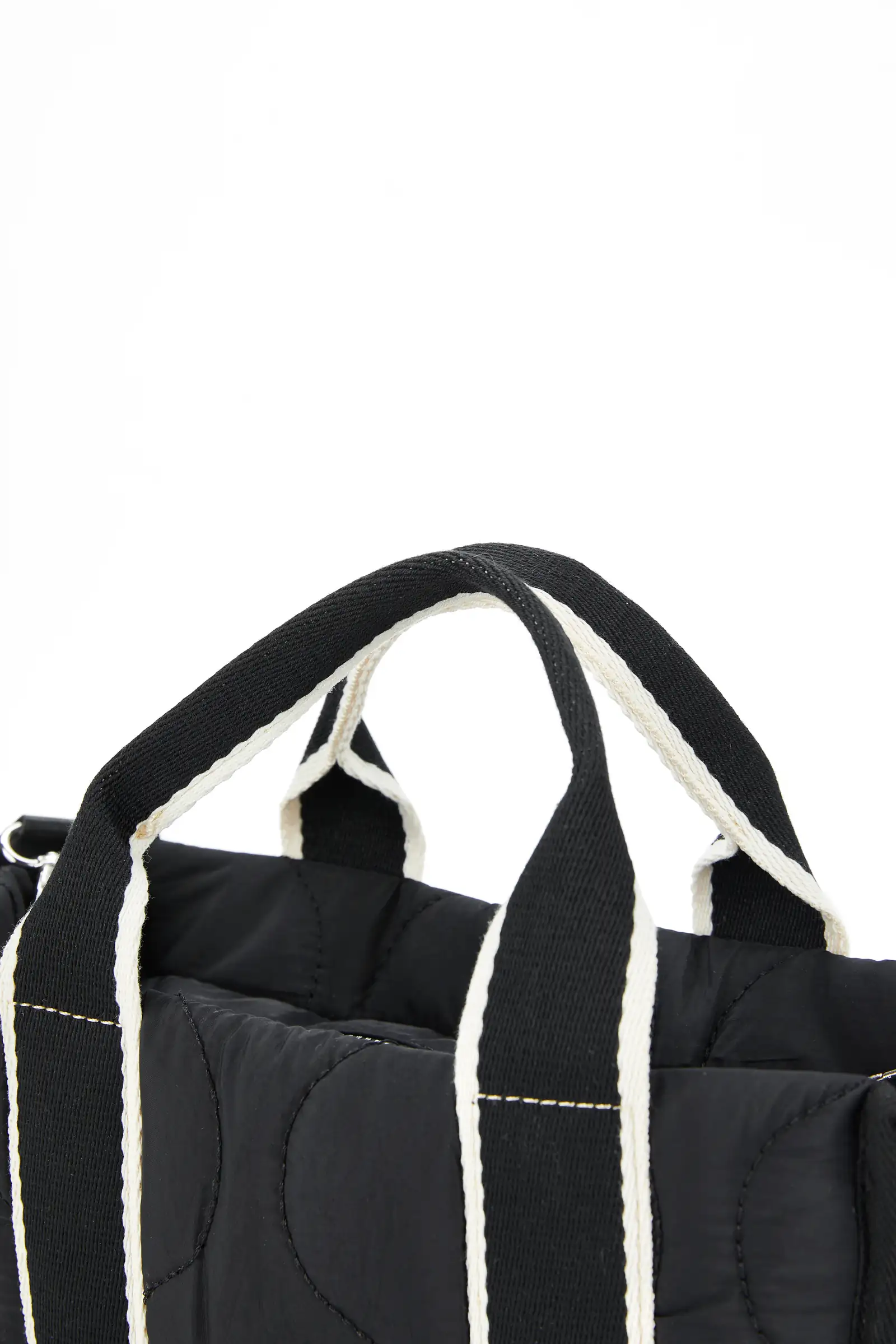 Popular Small Quilting Puffy Shoulder Handbag with Removable Strap detail view 1