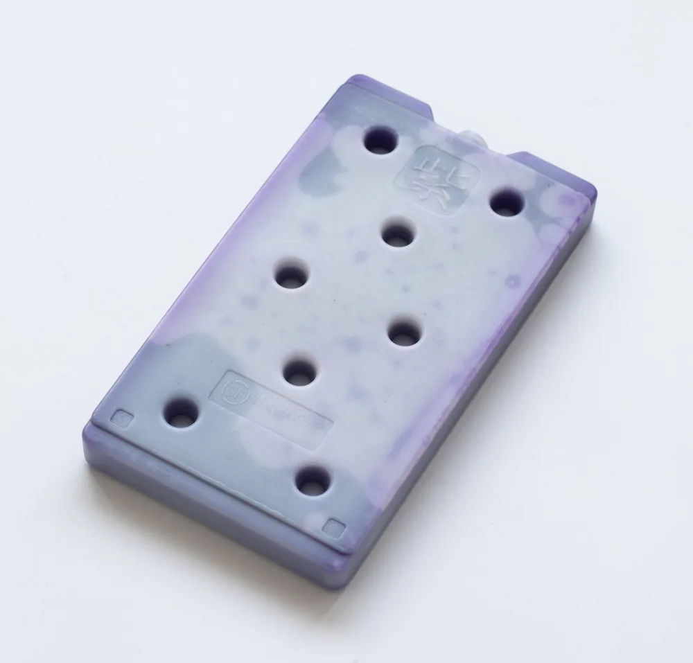 Resuable Ice Pack for Food Cooler detail view 1