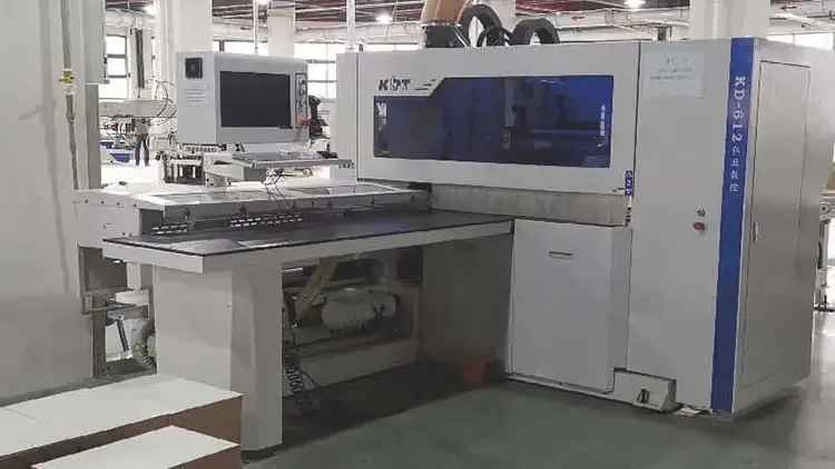 Automatic drilling machine