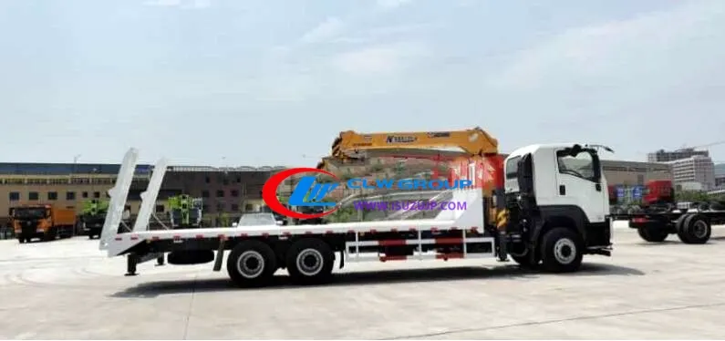 6×4 ISUZU 20 ton flatbed excavator transport truck mounted crane