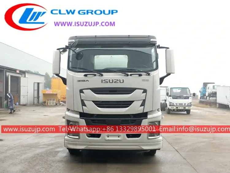 10 wheel ISUZU GIGA 5000 gallon water tanker with pump