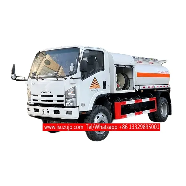 4×4 Isuzu ELF all terrain 4000liters oil dispenser truck with Two Compartments