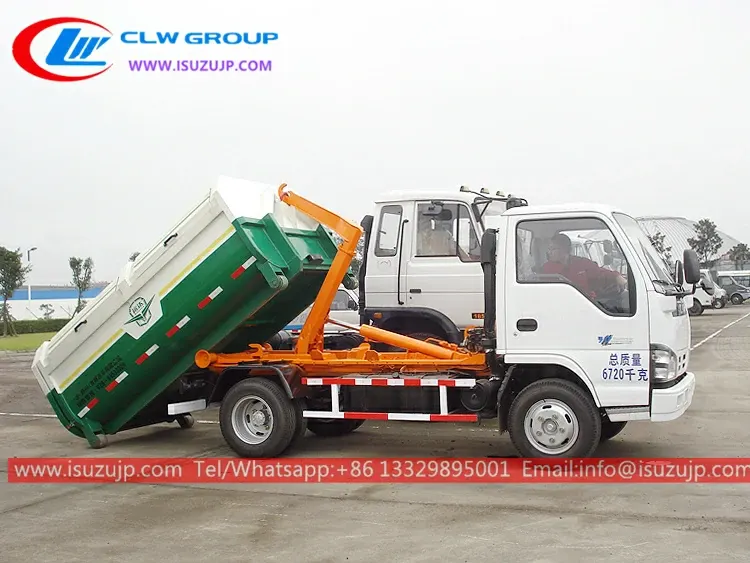 ISUZU NKR 6m3 hook bin truck