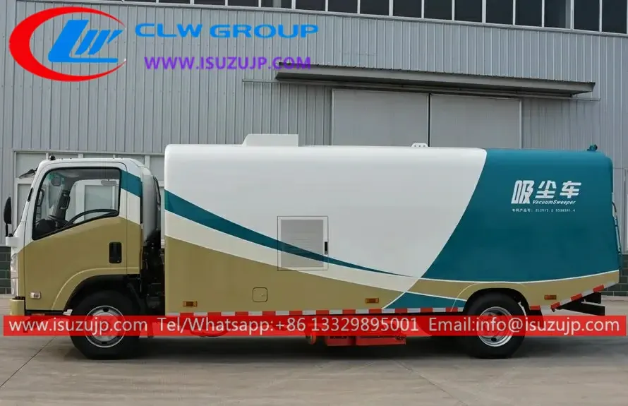ISUZU 5cbm vacuum cleaner vehicle