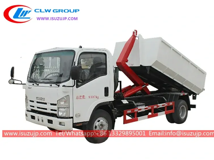 ISUZU ELF 8cbm hook roll off truck
