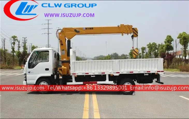 ISUZU NKR small 3 ton truck mounted xcmg crane