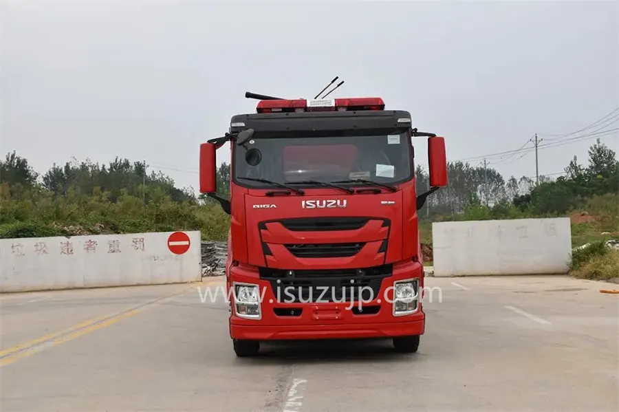8×4 ISUZU GIGA 25 Ton Fire Fighting Truck
