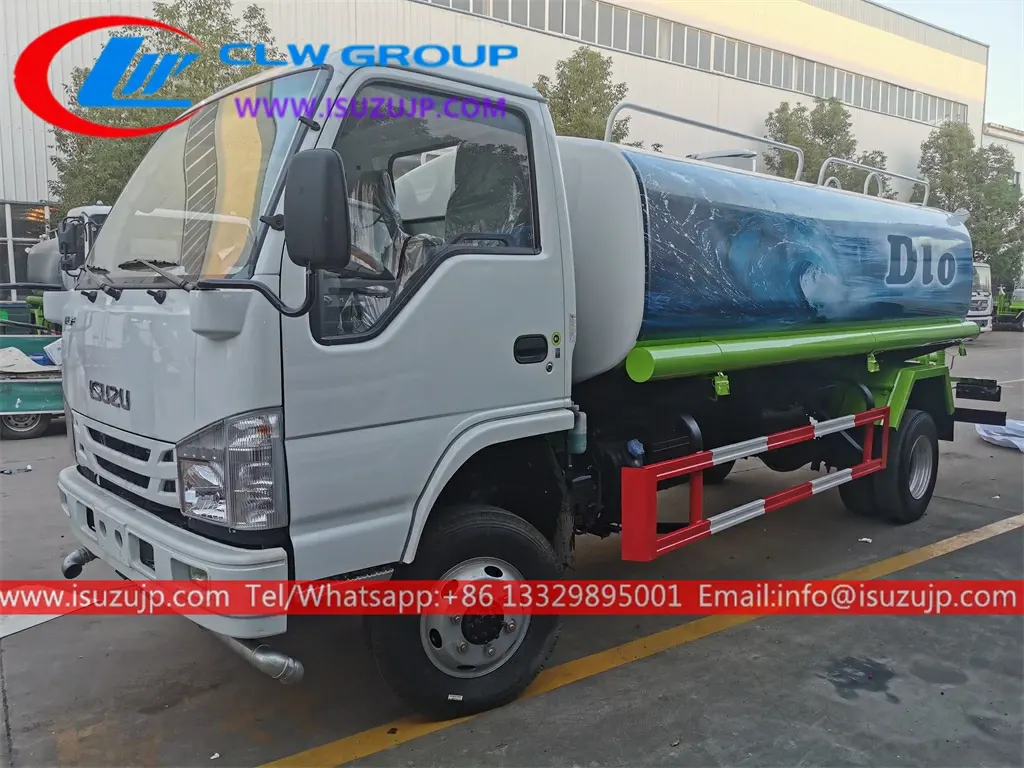 4WD Isuzu NJR 8000liters water tank lorry