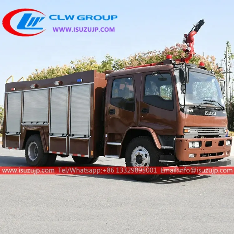 4X4 ISUZU FTR 6m3 water tank fire truck
