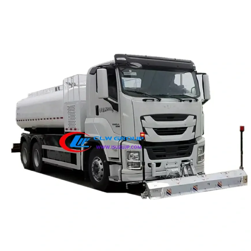6×4 ISUZU GIGA 12000L street cleaning truck