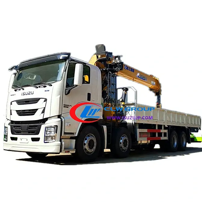 8×4 ISUZU GIGA mobile telescopic XCMG truck crane 20 ton