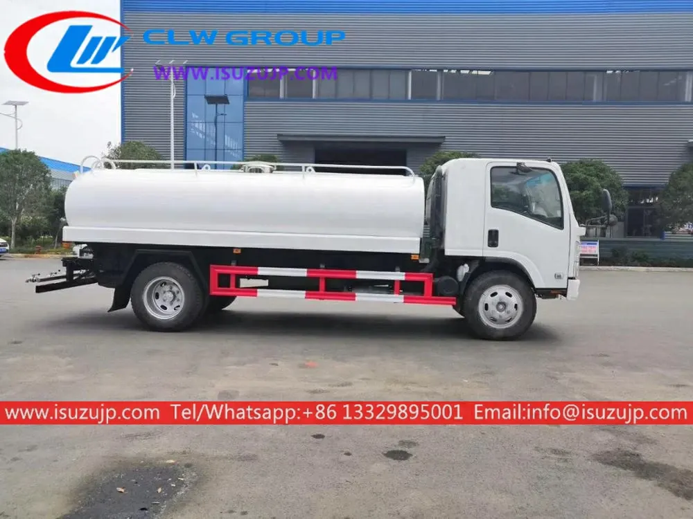 ISUZU NQR 2500 gallon stainless steel water tanker