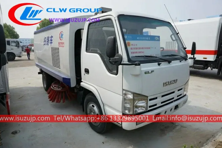 ISUZU 3m3 diesel mini road sweeper for sale