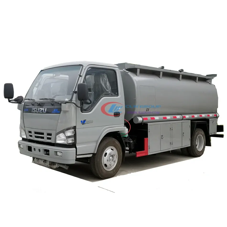 ISUZU 4K-ENGINE 2000 gallon fuel truck for sale