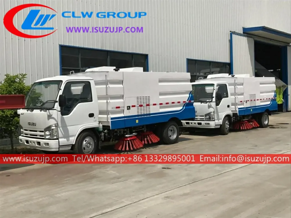 ISUZU 5 ton vacuum sweeper truck