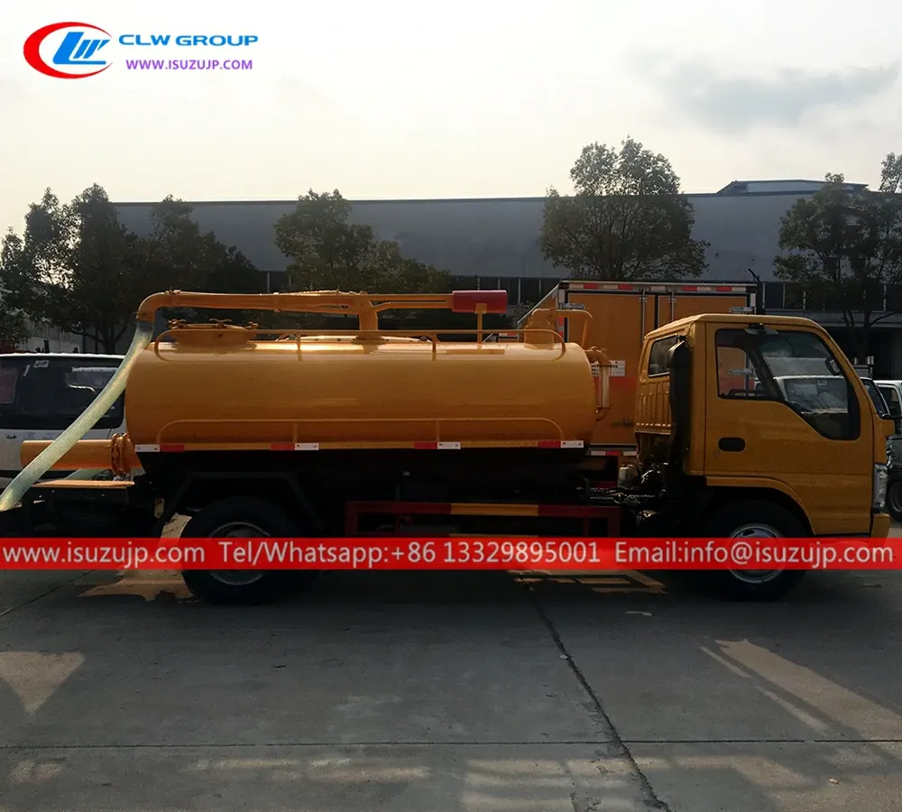 ISUZU Small 5000L septic tank truck