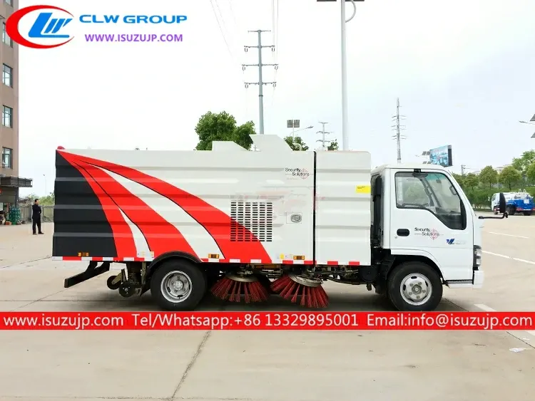 ISUZU 7cbm street sweeper vacuum truck