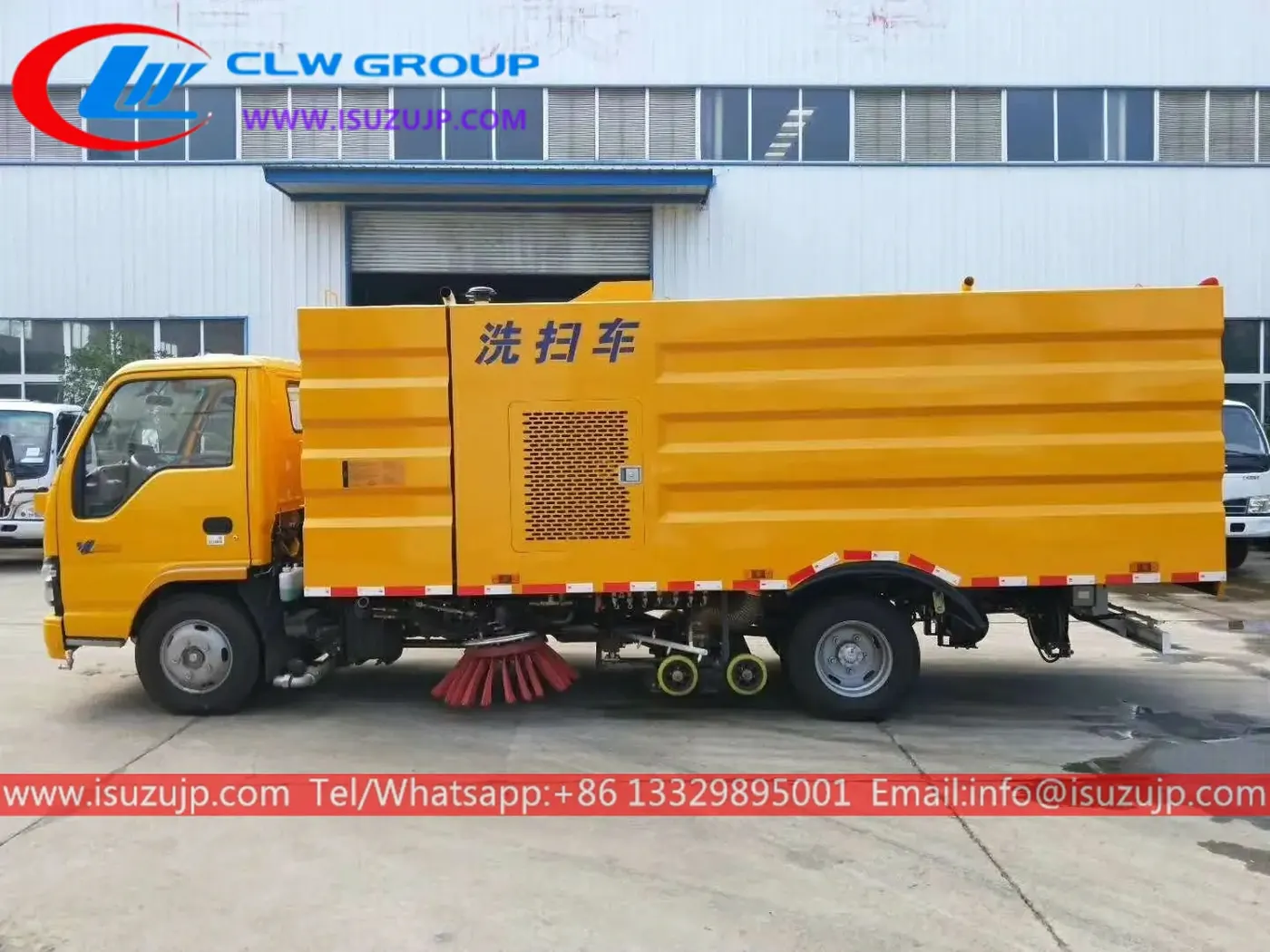ISUZU 4K-Engine 6 ton road sweeping machine